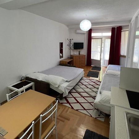 Charming Cozy Apartment Gevgelija Esterno foto